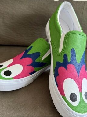 Women’s Slip On Canvas Shoes Phillie Phanatic Brand New Shoes